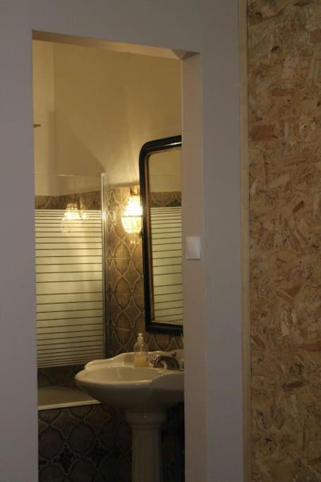 Spacieux Appartement 4 Couchages, Terrasse Privee Narbonne Bagian luar foto